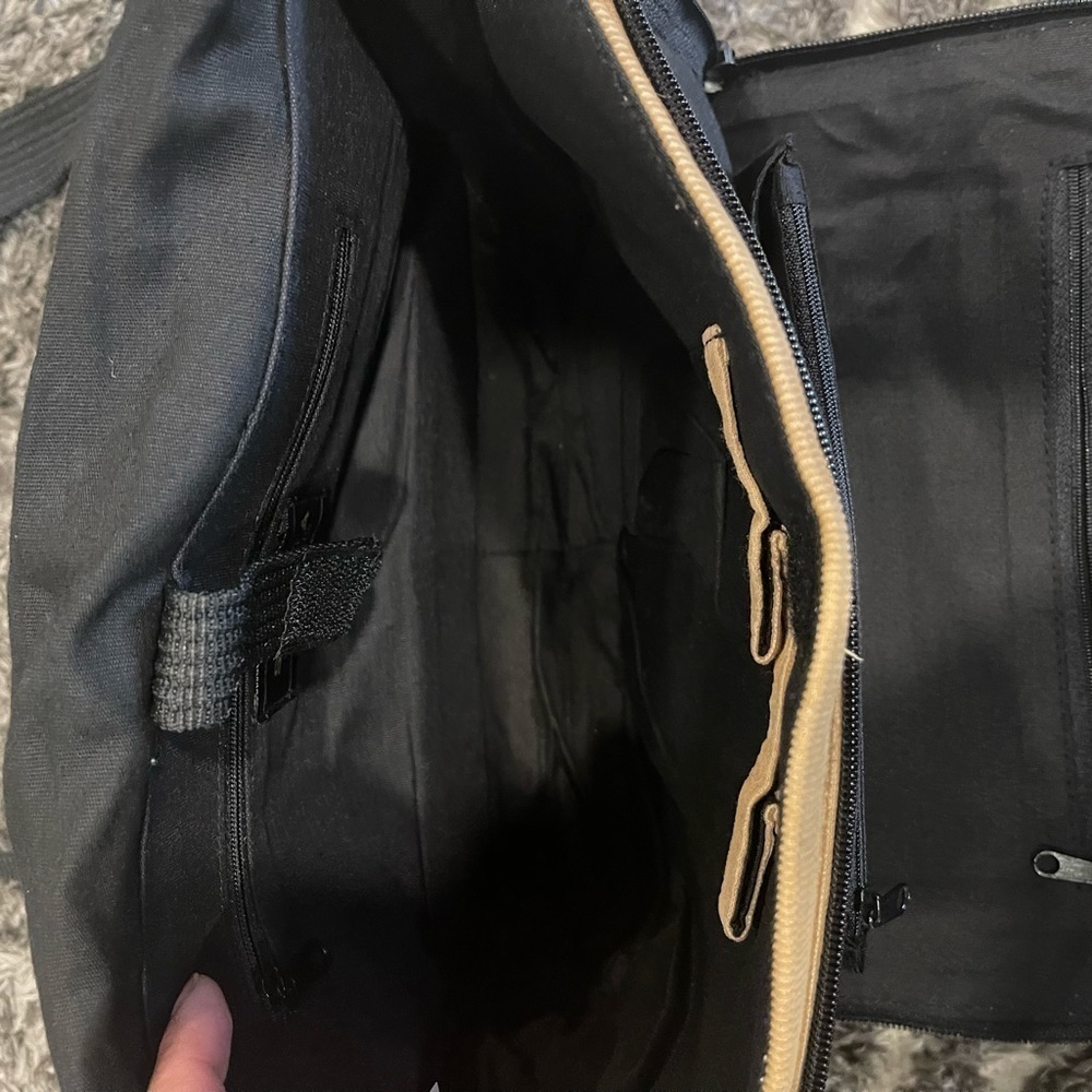 Sonoma corduroy messenger crossbody bag - Picture 5 of 10